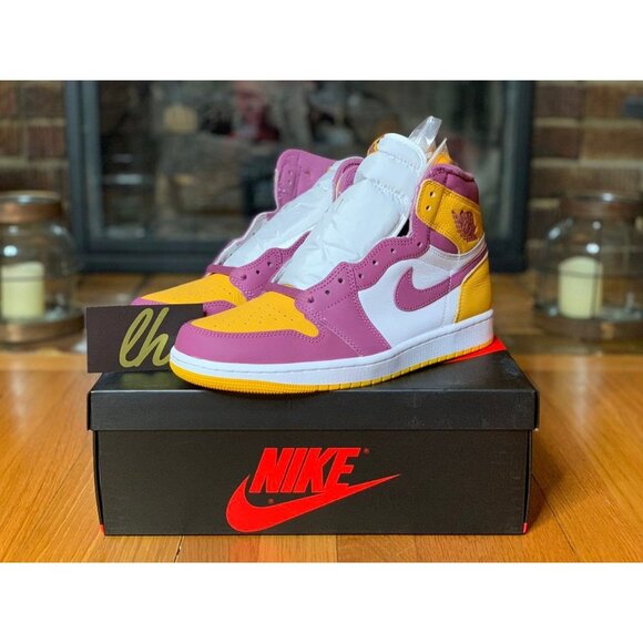 Sz 10.5 Jordan 1 Retro High OG "Brotherhood" - Picture 2 of 5